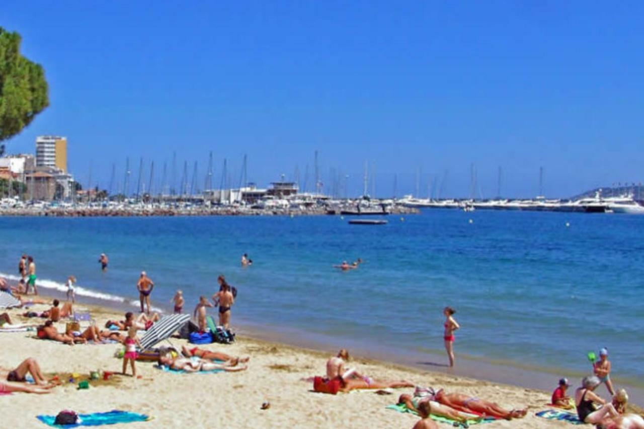 Entre Mer Et Esterel Roquebrune-sur-Argens Exterior photo